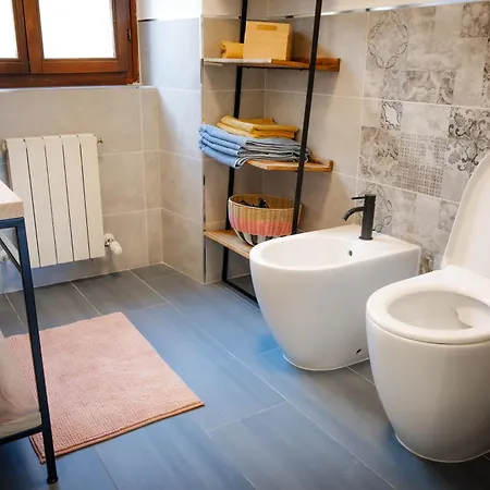 Denis - Stylisches Premium Altstadt-apartment Mit Hafenblick&2 Bädern *