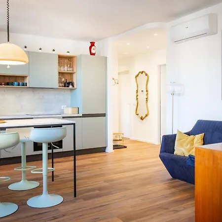 דירה Denis - Stylisches Premium Altstadt-apartment Mit Hafenblick & 2 Baedern