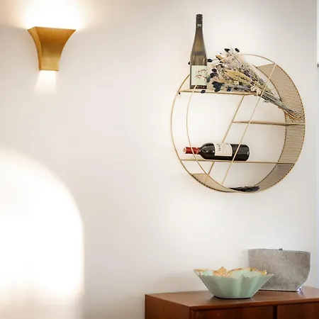 דירה Denis - Stylisches Premium Altstadt-apartment Mit Hafenblick & 2 Baedern גראדו
